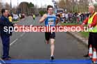 Senior Mens relay, 2026 Elswick Harriers Good Friday Road Relays and Young Athletes, Newburn,  Newcastle upon Tyne. Photo: David T. Hewitson/Sports for All Pics